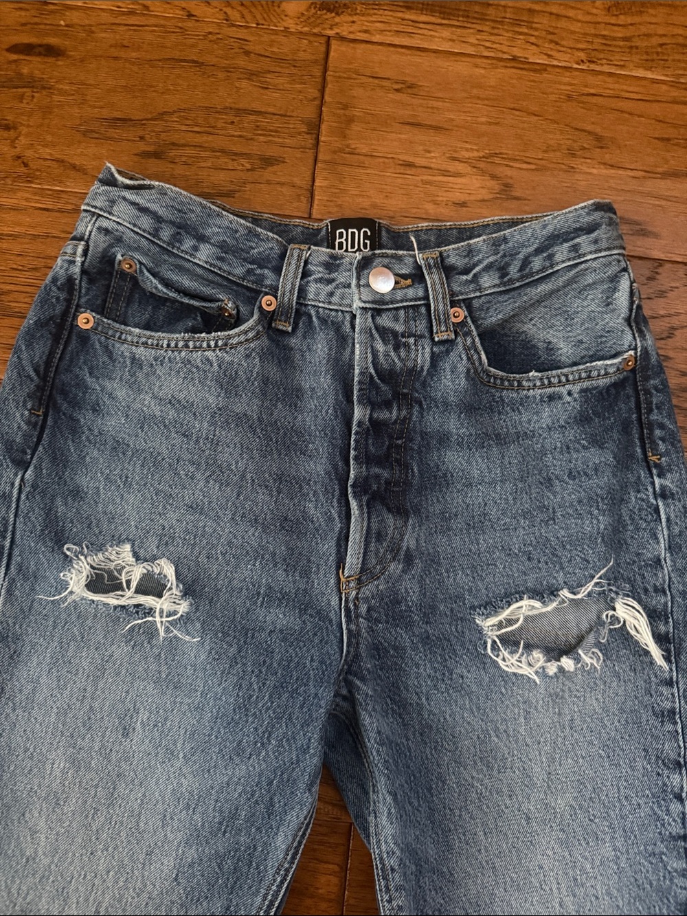 BDG Urban Outfitters Relaxed High Rise Distressed Jeans Size 25